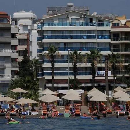 Hotel Dora 4*