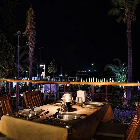 Dora Hotel