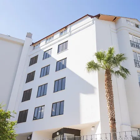 Dora Ξενοδοχείο 4*