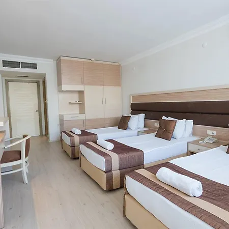 Ξενοδοχείο Dora 4*