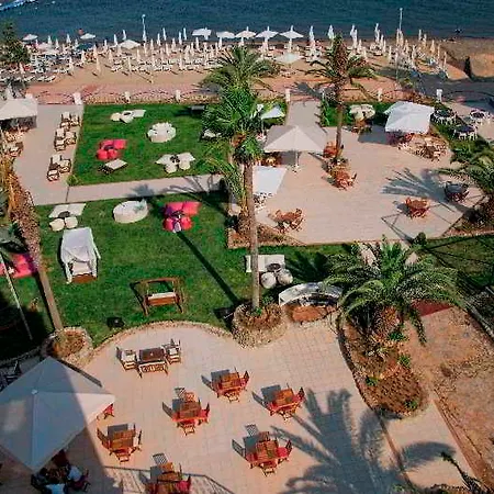 Dora Hotel 4*