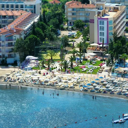 Dora Ξενοδοχείο 4*